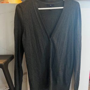 Gap dark gray cardigan sweater